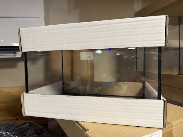 Helglass akvarie 12L 30x20x20cm